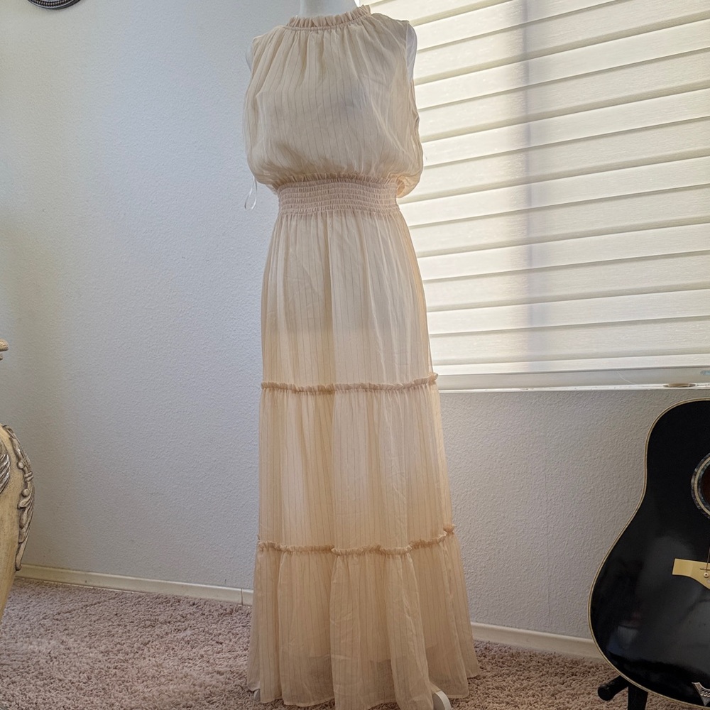 Draper James Cream Maxi Dress. NWOT. Size Small